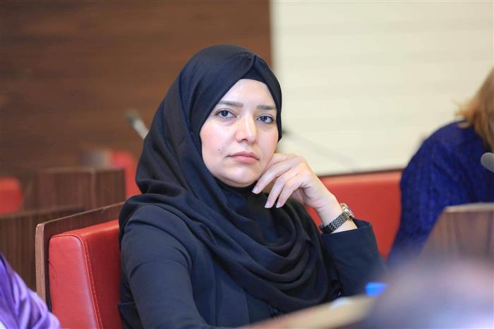 شیرین ئەمین پرسیارێک ئاراستەی حکومەت دەکات
