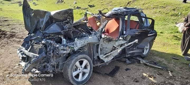 بەوێنە: لەڕوداوێکى هاتووچۆدا سێ كه‌س گیانیان له‌ده‌ستداوكه‌سێكی دیكه‌ش برینداربووە