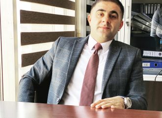 چۆمان محمد:داهاتی فرۆشتنی نەوت پێویستە لە دەستێكی ئەمیندا بێت