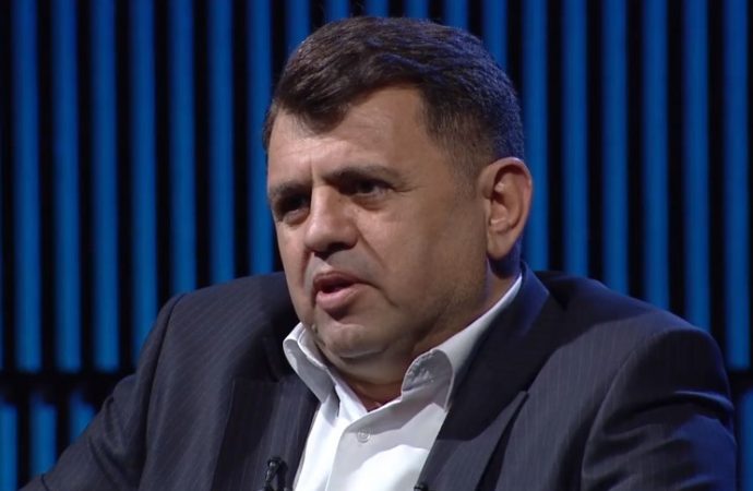 هاورارى ناڕەزایەتى لە دژى ئەحمەد زاویتەیى بەرزدەبێتەوە