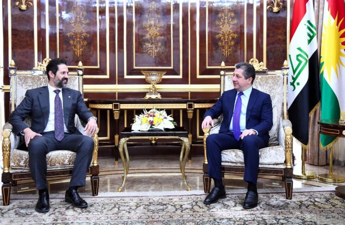 مەسرور بارزانی، سەرۆکی حکومەتی هەرێمی کوردستان ئەمڕۆ پێشوازی لە قوباد تاڵەبانی جێگری سەرۆکی حکومەت کرد.