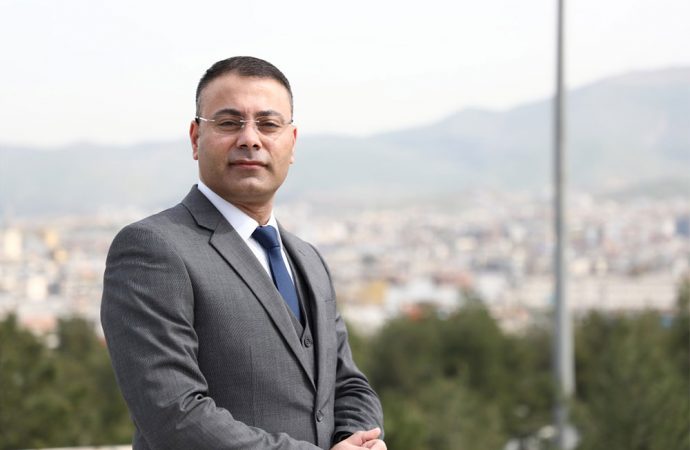 هۆشیار عەبدوڵا: کابینەی نۆ شکستی هێنا لەوەی هەڵبژاردن لەکاتی خۆیدا