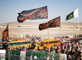 پاسێكی زیارەتكارانی پاكستانی وەرگەرا و 28 كەس گیانیان لەدەستدا￼