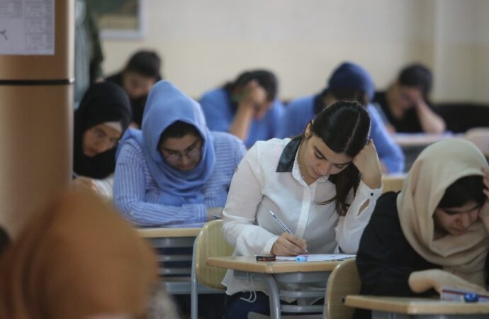 ئەمڕۆ لە هەرێم تاقیکردنەوەی نیشتمانیی پۆلی 12 دەستی پێ کرد