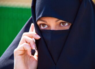 پەرلەمانی پورتوگال پڕۆژەیاسای قەدەغەکردنی نیقابی پەسەند کرد